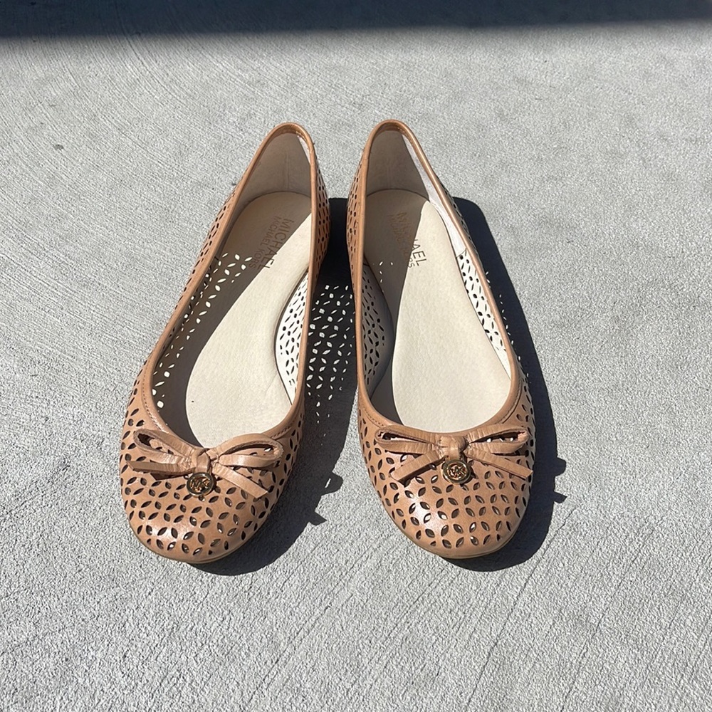 Womens Michael Kors ballerina slides!